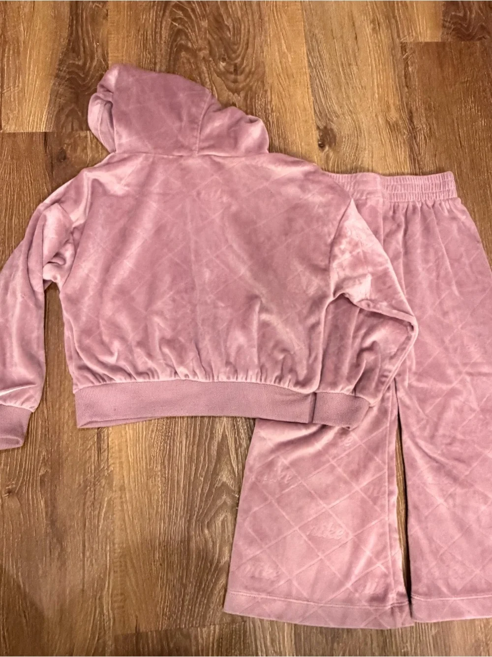 Nike Girls Quilted Velour Hoodie & Joggers Set in Dusty Pink 4T